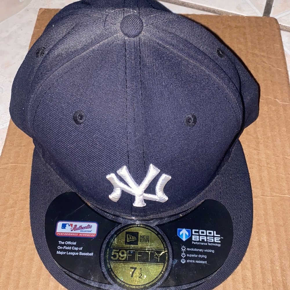 New York Yankee Hat 7 1/2